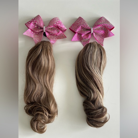 Cheerleading Hair Pieces and Bows